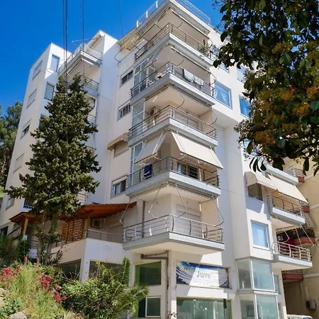 Amars Apartment *